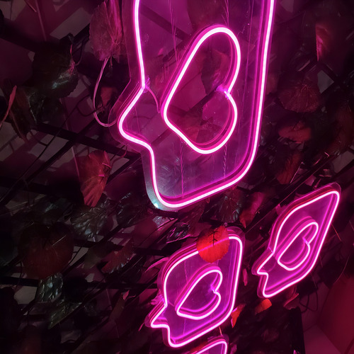 Coração Led Neon Rosa 25x20cm - Acrílico -