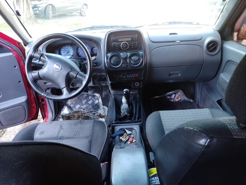 Nissan NP300 2.5 Cabina Doble 133cv 4x2