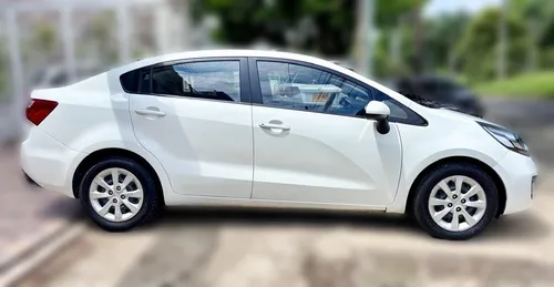 Kia Rio 1.2 4 p
