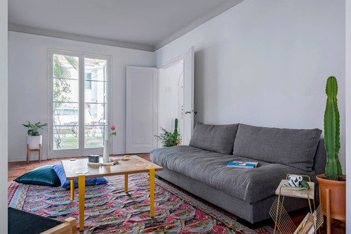 Imagen 5 de 30 de Encantadora Casa Renovada En Pasaje Con Patio(guardia Vieja)