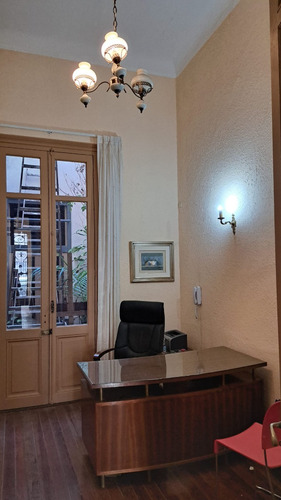 Dueña Vende Excelente Reciclaje En Parque Rodó, Detras Del Edificio Mercosur.