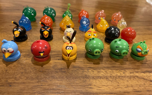 Colección Angry Birds Vuala 2024 Pow Punks 38 Pza Set (Usado)