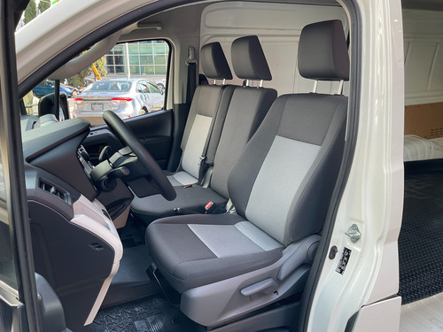Toyota Hiace 2.7 Panel Super Larga Mt