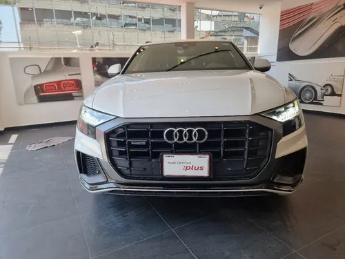 Audi Q8 2021