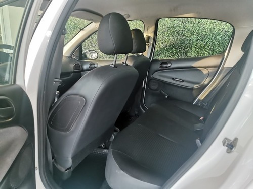 Peugeot 207 Active 1.4 2012