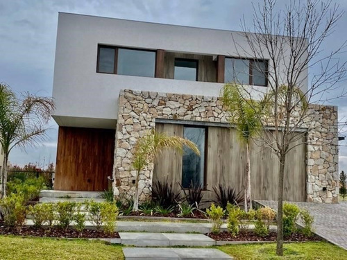 Imagen 2 de 26 de Casa En Venta En Castaños, Nordelta, Tigre