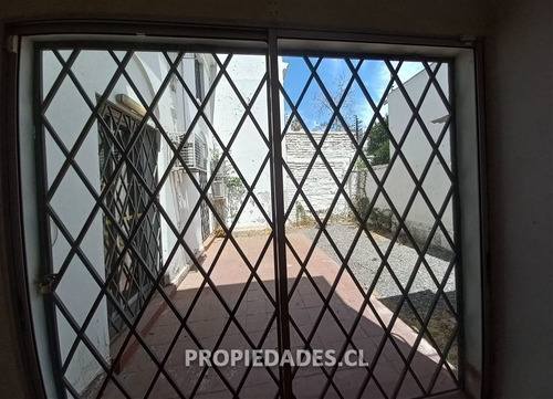 Imagen 8 de 21 de Oficina En Venta En Providencia/casa Ideal S. Profesionales