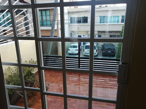 Imagen 10 de 12 de Casa De Dos Niveles En Venta En Fracc. Reforma, Veracruz, Ve