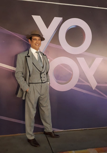 Cantante De Tango, Finalista Yo Soy 5 Temp. Internacional.