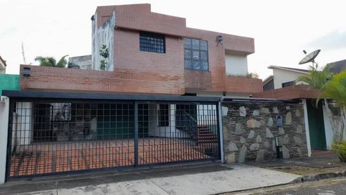 Altacasa Vende Excelente Oportunidad Quinta En Altos De Guataparo