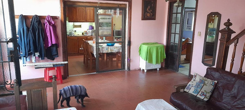 Casa En Venta - 5 Dormitorios 3 Baños - 430mts2 - Mar Del Plata