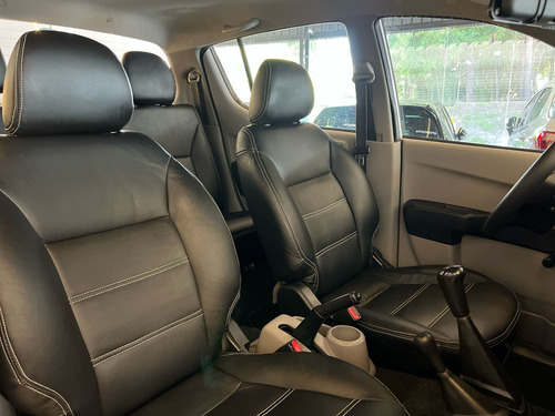 Mitsubishi L200 Triton GL 3.2 CD TB Int. Dies. Mec.