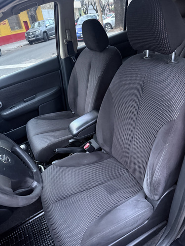 Nissan Tiida 1.8 Acenta
