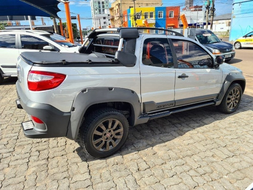 Fiat Strada Adventure 3 Portas 4 Lugares