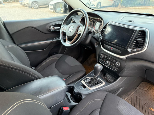 Jeep Cherokee Longitude 4x4