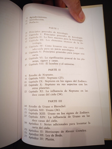Imagen 7 de 8 de Libro Astrología Aleister Crowley Con Llavero De Regalo