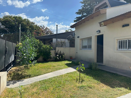 Casa En Venta 4 Ambientes Con Playroom