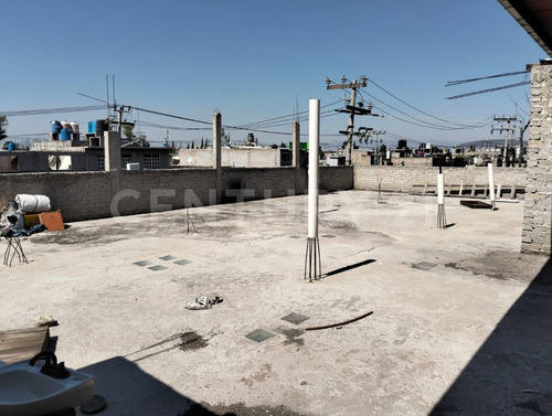 Inmueble Productivo En Venta En Av. Valle De Almazora, Sagitario 9 Ecatepec