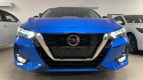 Imagen 2 de 15 de Nissan Sentra Sr Cvt