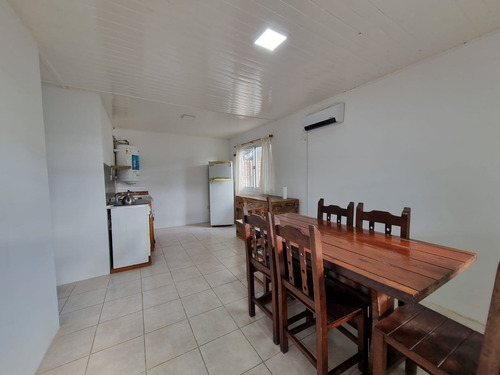 Venta Casa 2 Dormitorios Miramar Con Cochera
