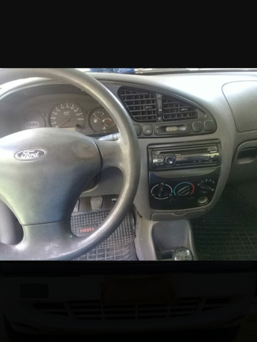 Imagen 2 de 2 de Ford