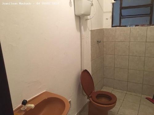 Casa Para Venda Em Natal, Pitimbu - Cidade Satélite, 4 Dormitórios, 2 Suítes, 3 Banheiros, 3 Vagas - Cas645_2-657698