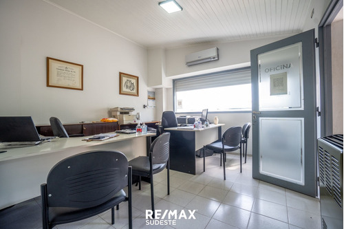 Imagen 8 de 20 de Excelente Galpon En Venta , Muy Buena Ubicacion