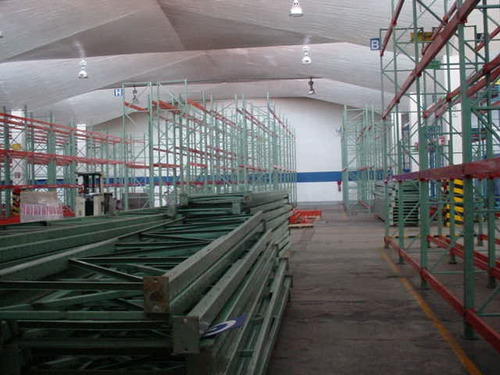 Bodega Independiente De 2830m2, Oficinas En Dos Niveles, Dos Entradas De Trailer