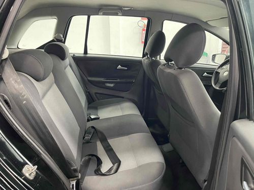 Volkswagen Spacefox 1.6 MI 8V FLEX 4P MANUAL