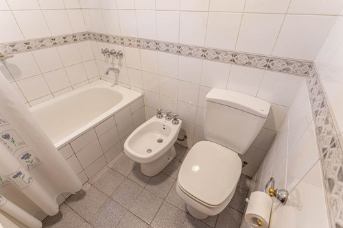 Imagen 23 de 30 de Venta Ph 4 Ambientes Con Cochera Jardin Y Parrilla