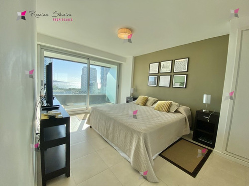 Imagen 12 de 18 de Alquiler De Apartamento De 3 Dormitorios En Mansa Punta Del Este