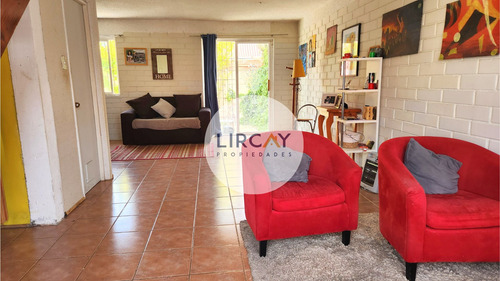 Casa En Venta Con Excelente Ubicación. Talca!!