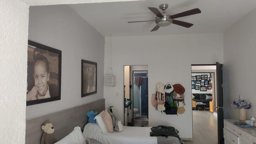 Imagen 27 de 30 de Moderna Casa En Venta, Renta O Renta Con Opción A Compra