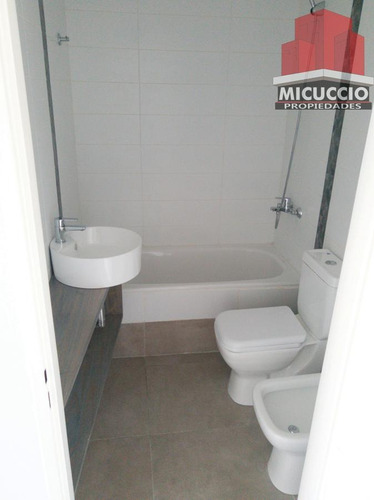 Imagen 12 de 14 de Departamento En Venta, Tapia De Cruz 1382 3° 311, Belén De Escobar
