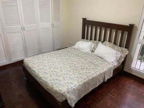 Imagen 13 de 17 de Livy Ramírez Vende Apartamento En Los Naranjos Del Cafetal Mls #23-2690