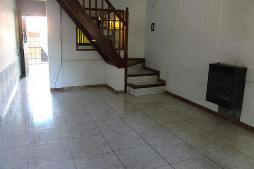 Rueda Al 3000 - Venta De Casa De 2 Dormitorios En Rosario