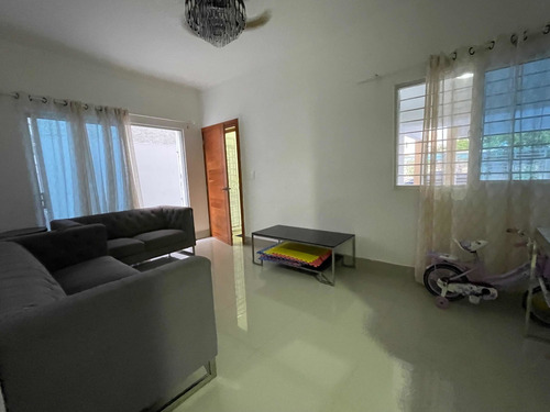 Imagen 7 de 14 de Vendo Primer Piso Cacique Tres Habitaciones Un Parqueos Dos