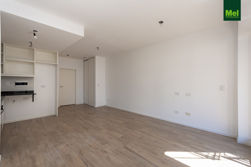 Hermoso 1 Amb Y Medio | Terraza & Parrilla | Venta Con Renta