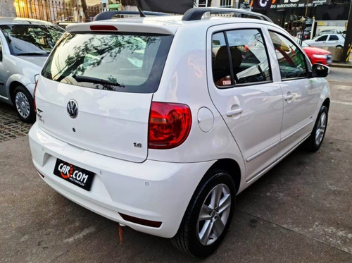 Imagem 6 de 21 de Volkswagen Fox Trend 1.6 8v Flex 4 Portas Impecável!!!