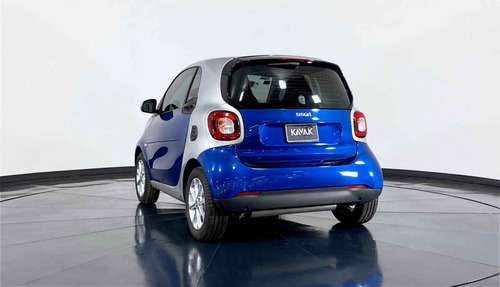 Imagen 4 de 15 de 114323 - Smart Fortwo 2018 Con Garantía