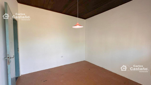 Casa 3 Amb. Con Jardín