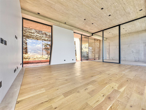 Nueva, En Condominio: Santa María De Manquehue