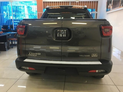 Imagem 4 de 10 de Fiat Toro 2.0 16v Turbo Diesel Volcano 4wd At9
