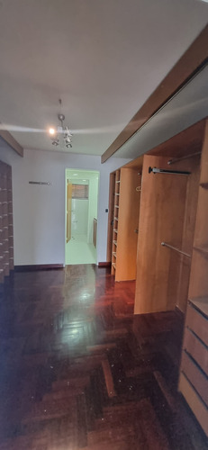 Apartamento Townhouse La Tahona 4hab/5baños/3p.estacionamien