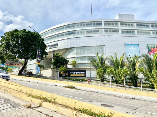 Imagen 1 de 6 de Se Alquila Local Comercial 180m² En Cerro Verde