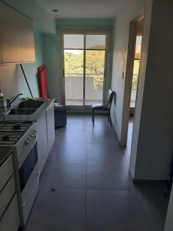 Imagen 8 de 14 de Departamento Dos Dormitorios Con Cochera