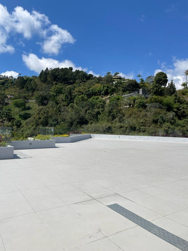 Oficinas En Venta 220 M2 - Urb. Los Naranjos
