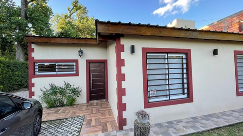 Casa Quinta En Venta - 1 Dormitorio 1 Baño - Cocheras - 774mts2 - General Rodríguez