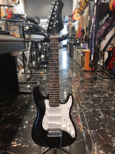 Imagen 2 de 4 de Guitarra Kansas Stratocaster Mini Niños Eg-kid Envio Outlet