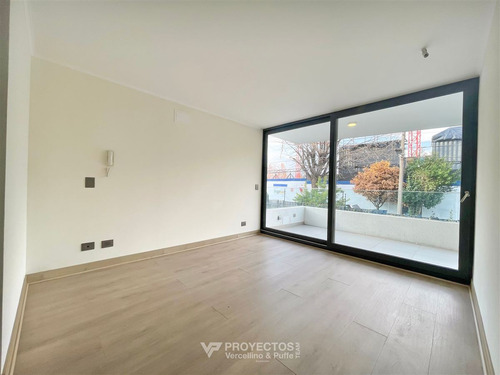 Departamento En Venta De 4 Dorm. En Lo Barnechea
